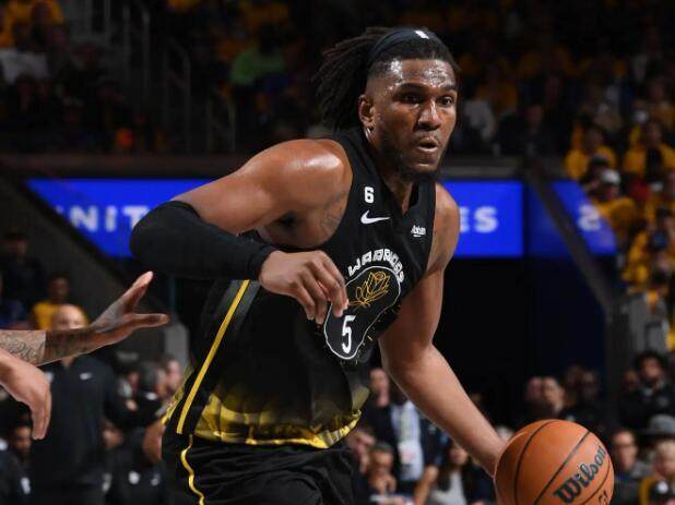 开云体育下载-进攻篮板之王！卢尼3次封王：勇士头号硬汉价廉物美