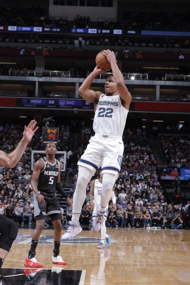 开云体育下载-22记三分紧追库里 灰熊又养成一个全明星后卫？