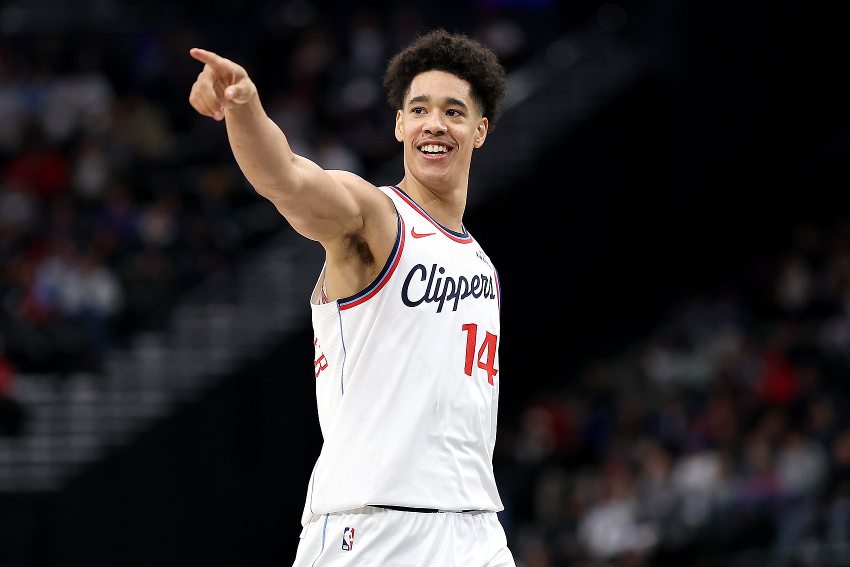 开运体育官网-卢：尼德豪泽的防守能改变比赛 他接下来需多投篮&amp;多参与挡拆外弹